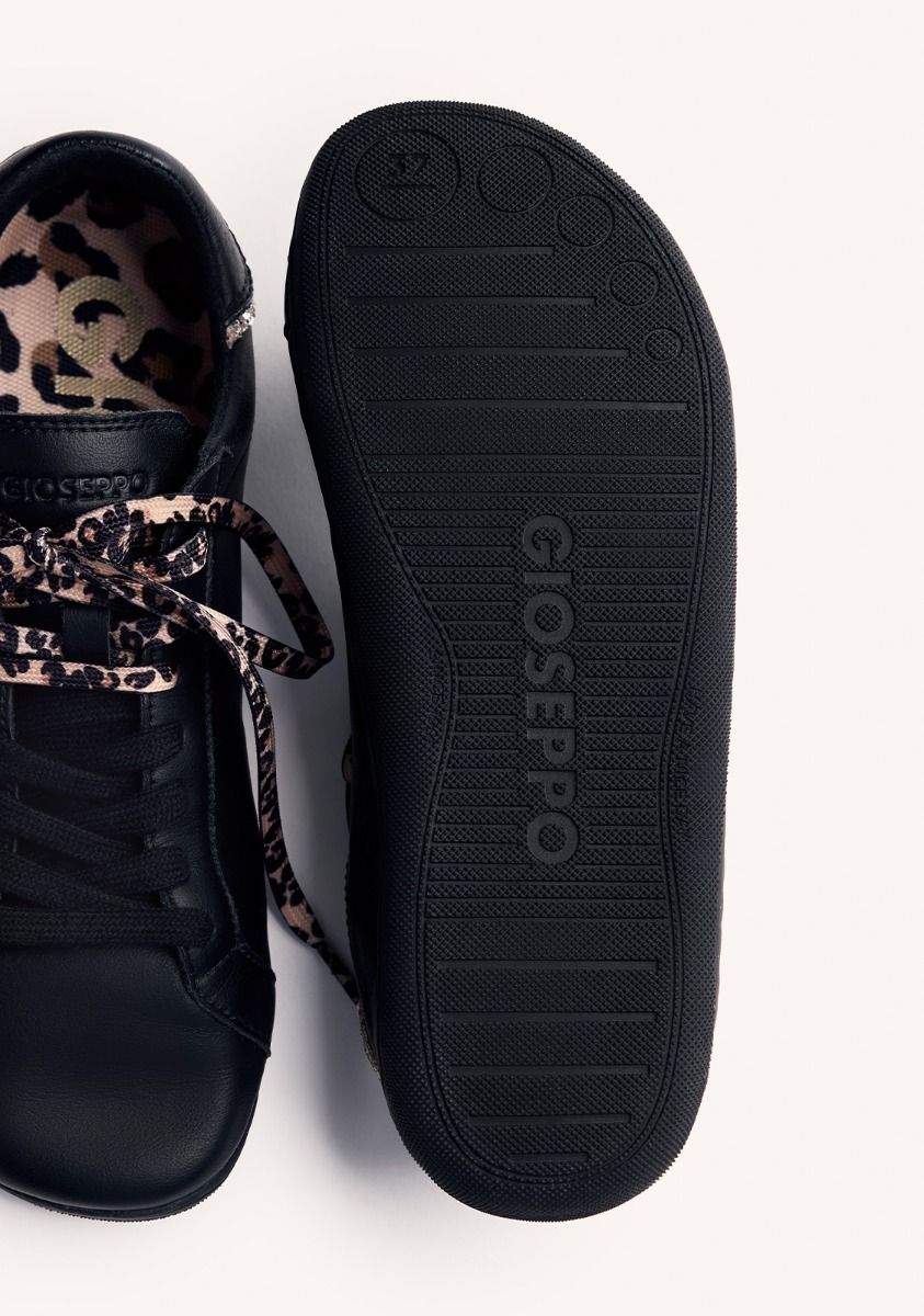 3226-gioseppo-barefoot-zapatillas-piel-saline-negro-1.jpg