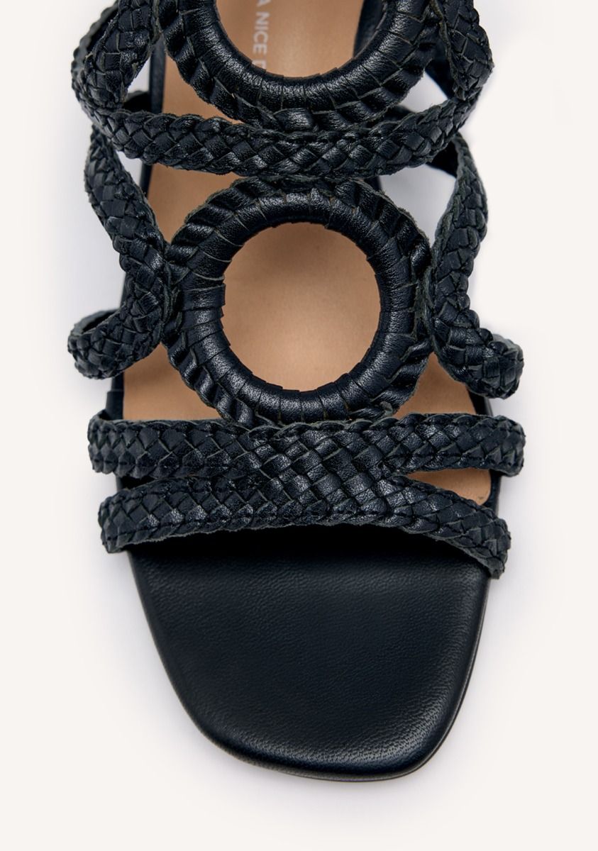 3534-sandalias-piel-trenzada-negro-1.jpg