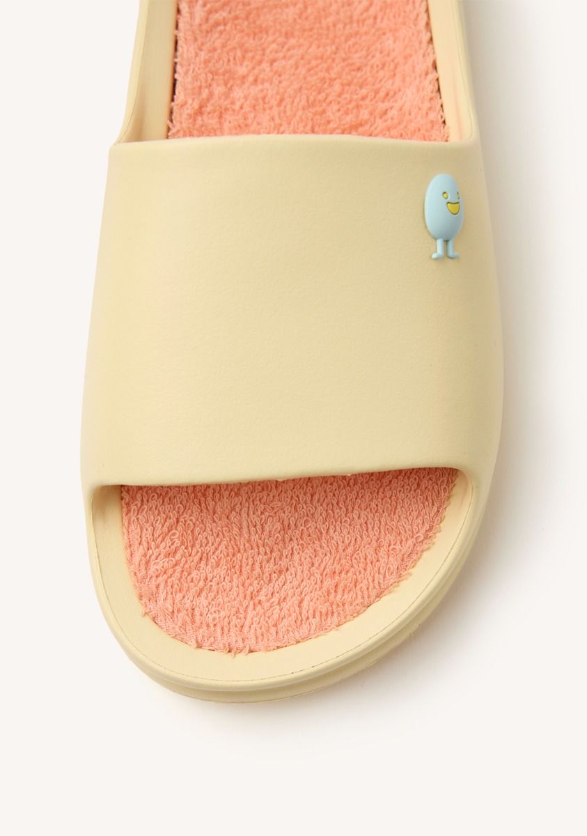 3586-chanclas-tipo-pala-gill-vainilla-1.jpg