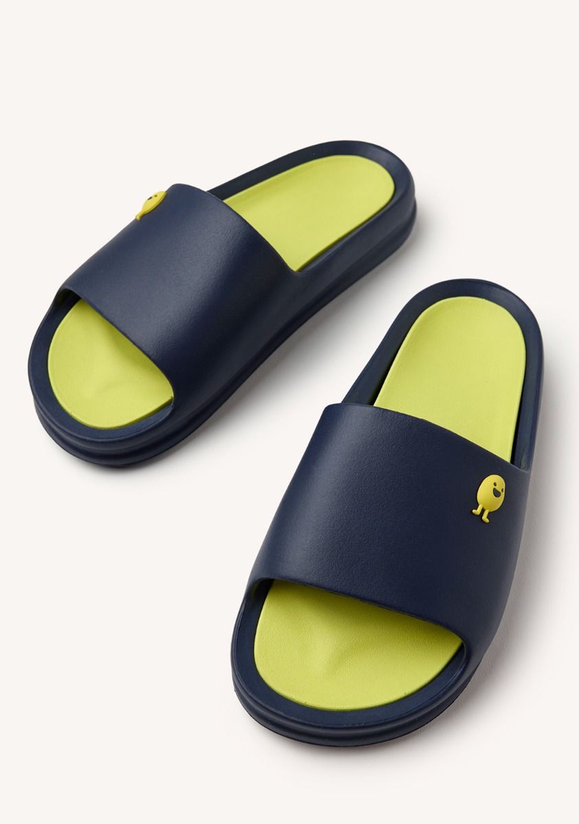 3608-chanclas-tipo-pala-gill-marino-1.jpg