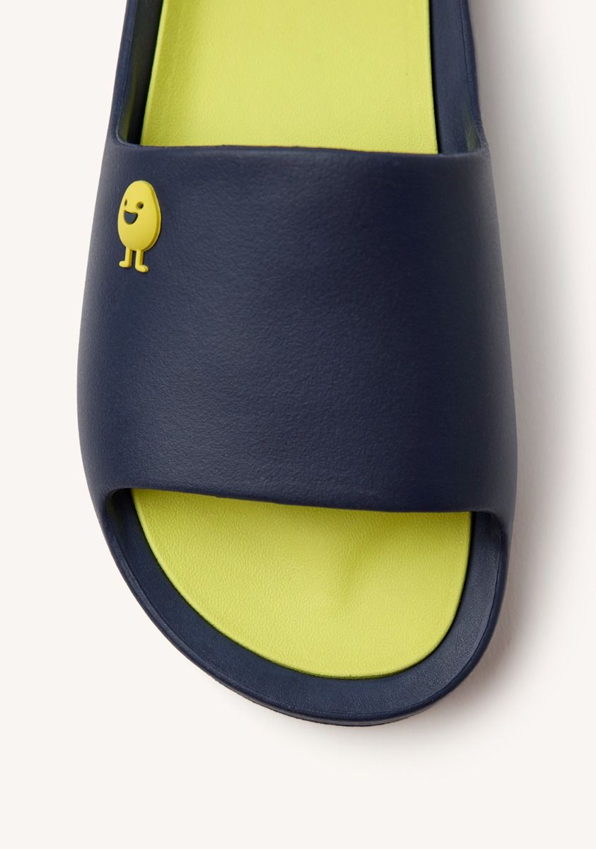 3608-chanclas-tipo-pala-gill-marino-1.jpg