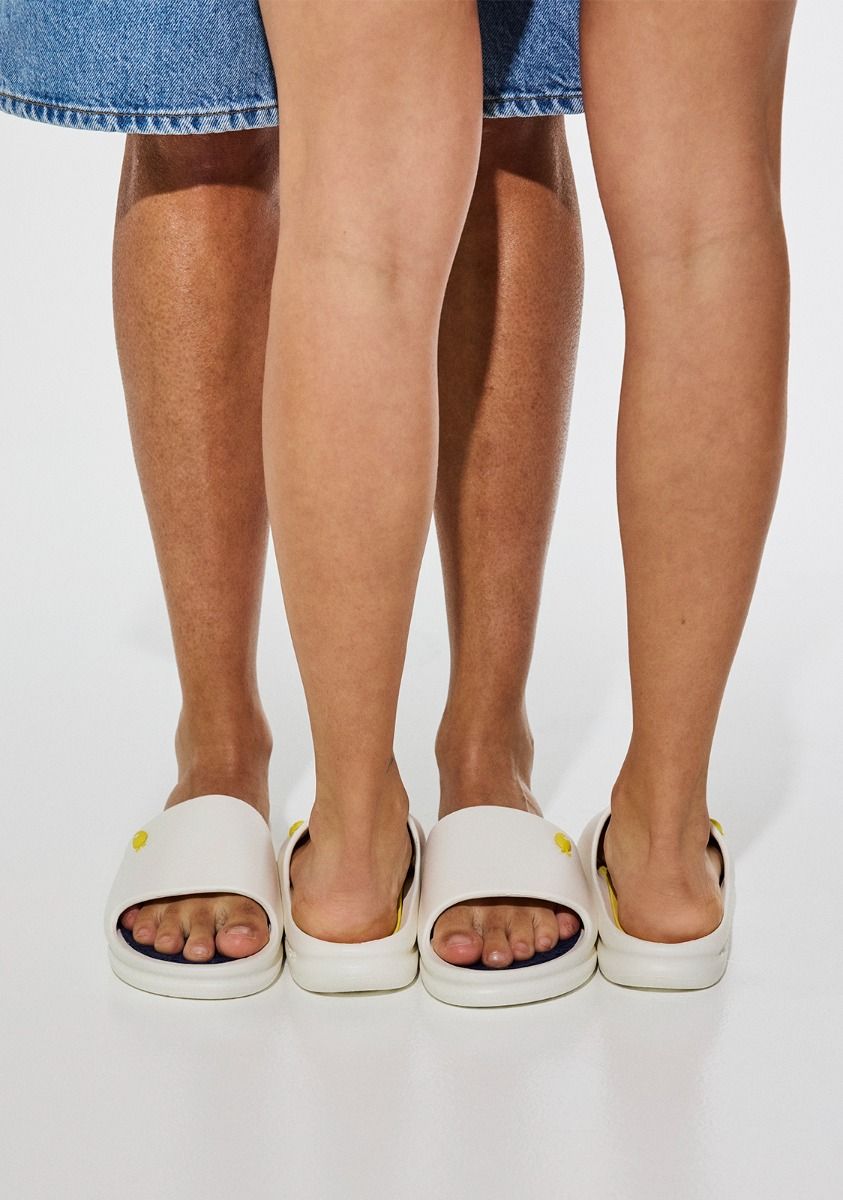 3630-chanclas-tipo-pala-gill-blanco-1.jpg