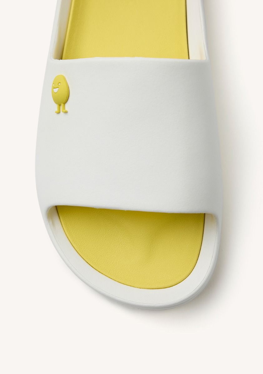 3630-chanclas-tipo-pala-gill-blanco-1.jpg