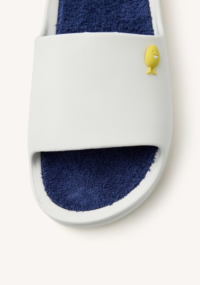 3630-chanclas-tipo-pala-gill-blanco-1.jpg