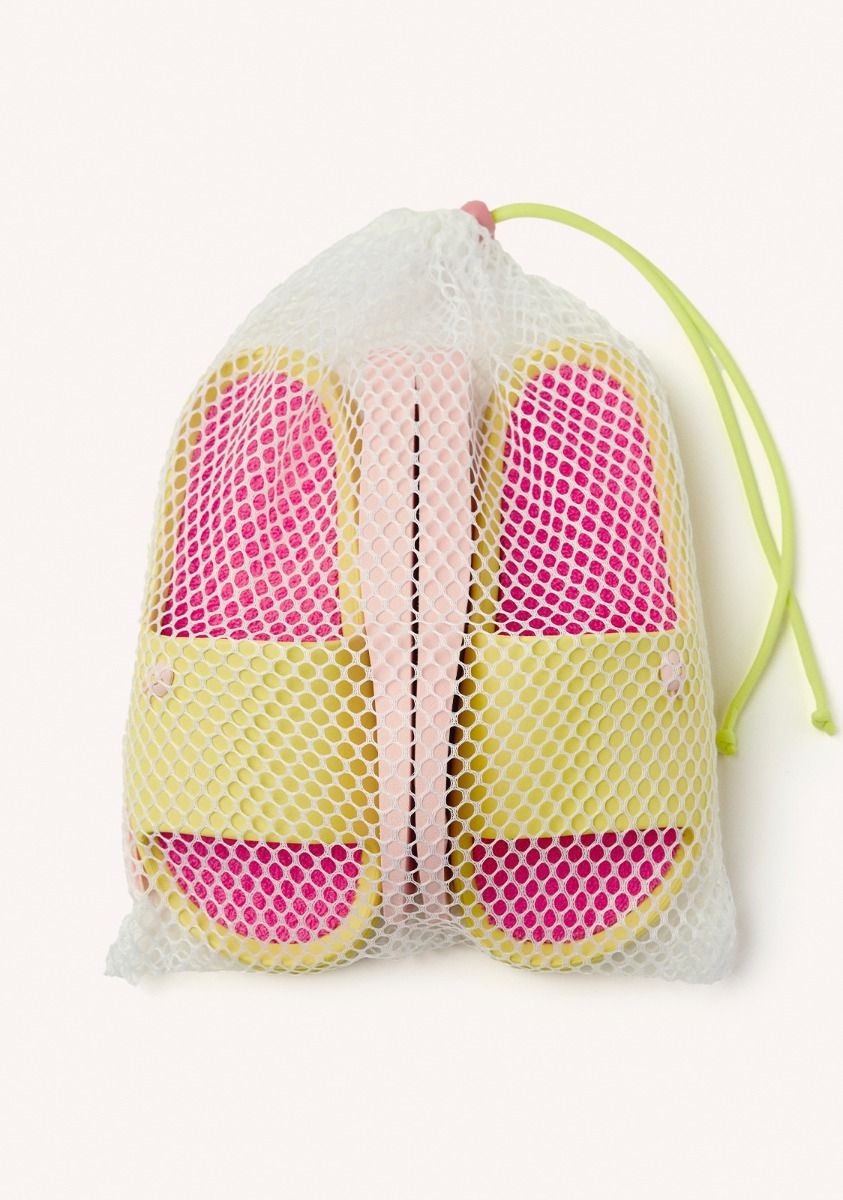 3652-chanclas-tipo-pala-gill-amarillo-1.jpg