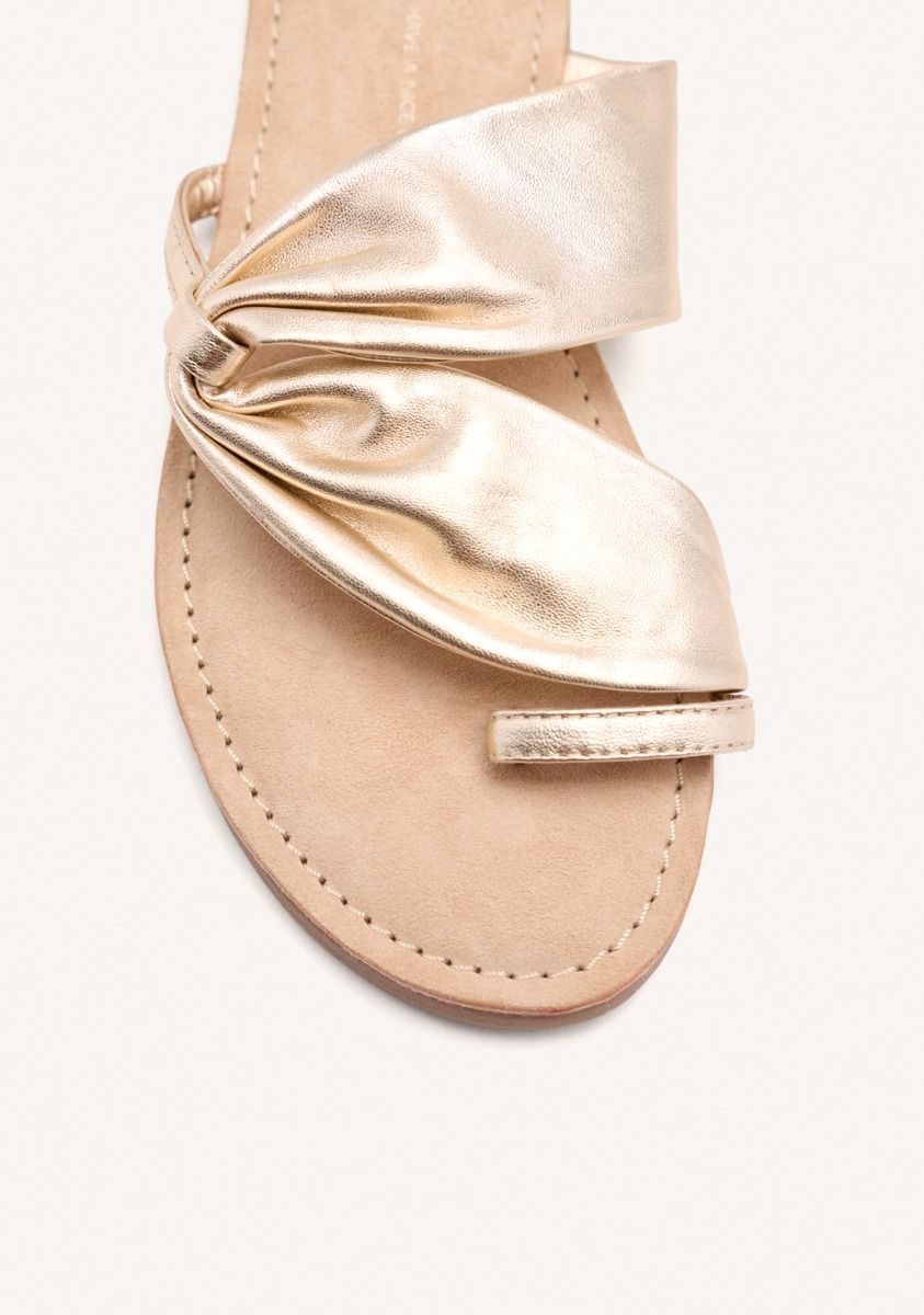 3663-sandalias-piel-charlemon-platino-1.jpg