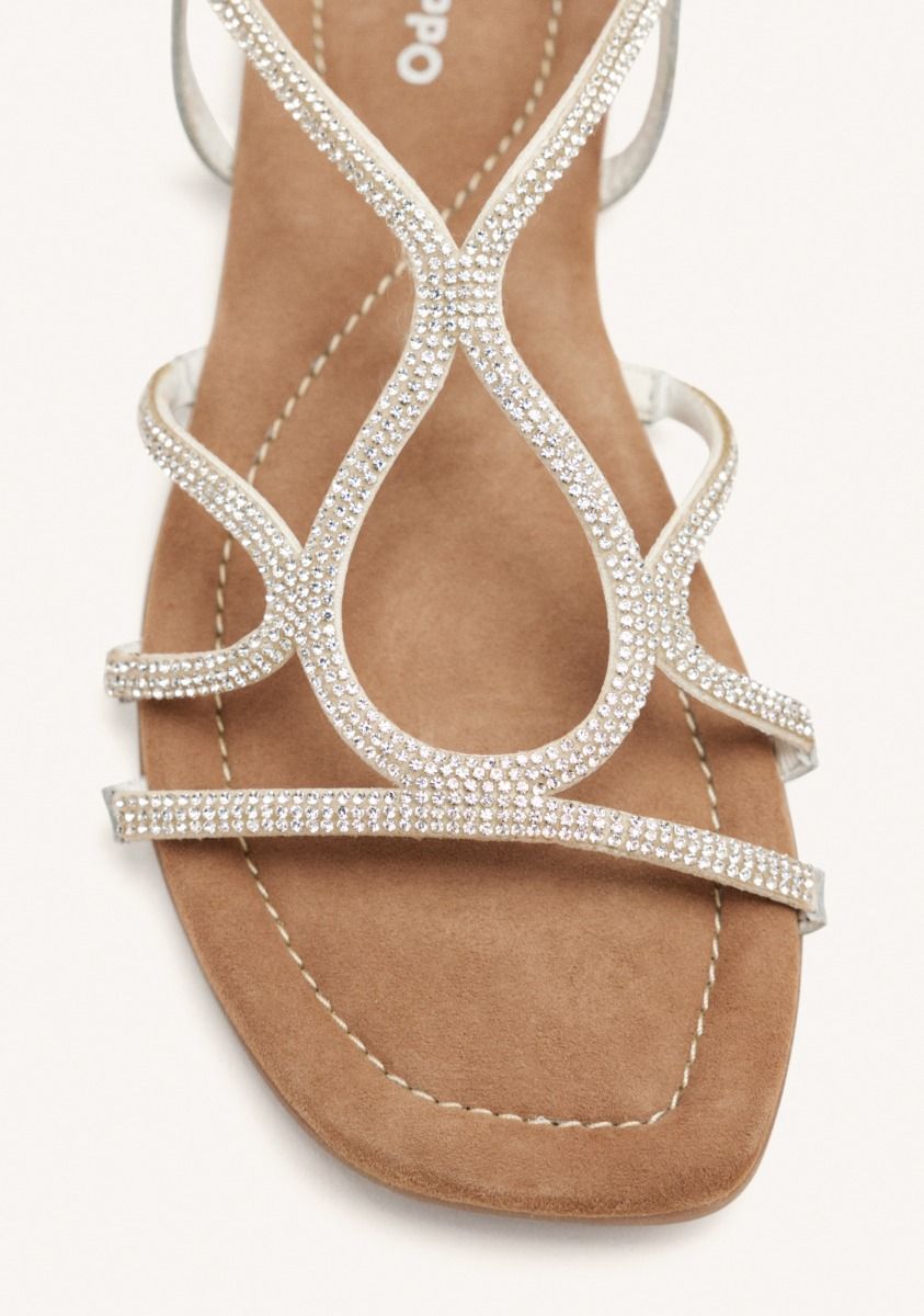 3735-sandalias-piel-pedrer-a-gilmanton-plata-1.jpg