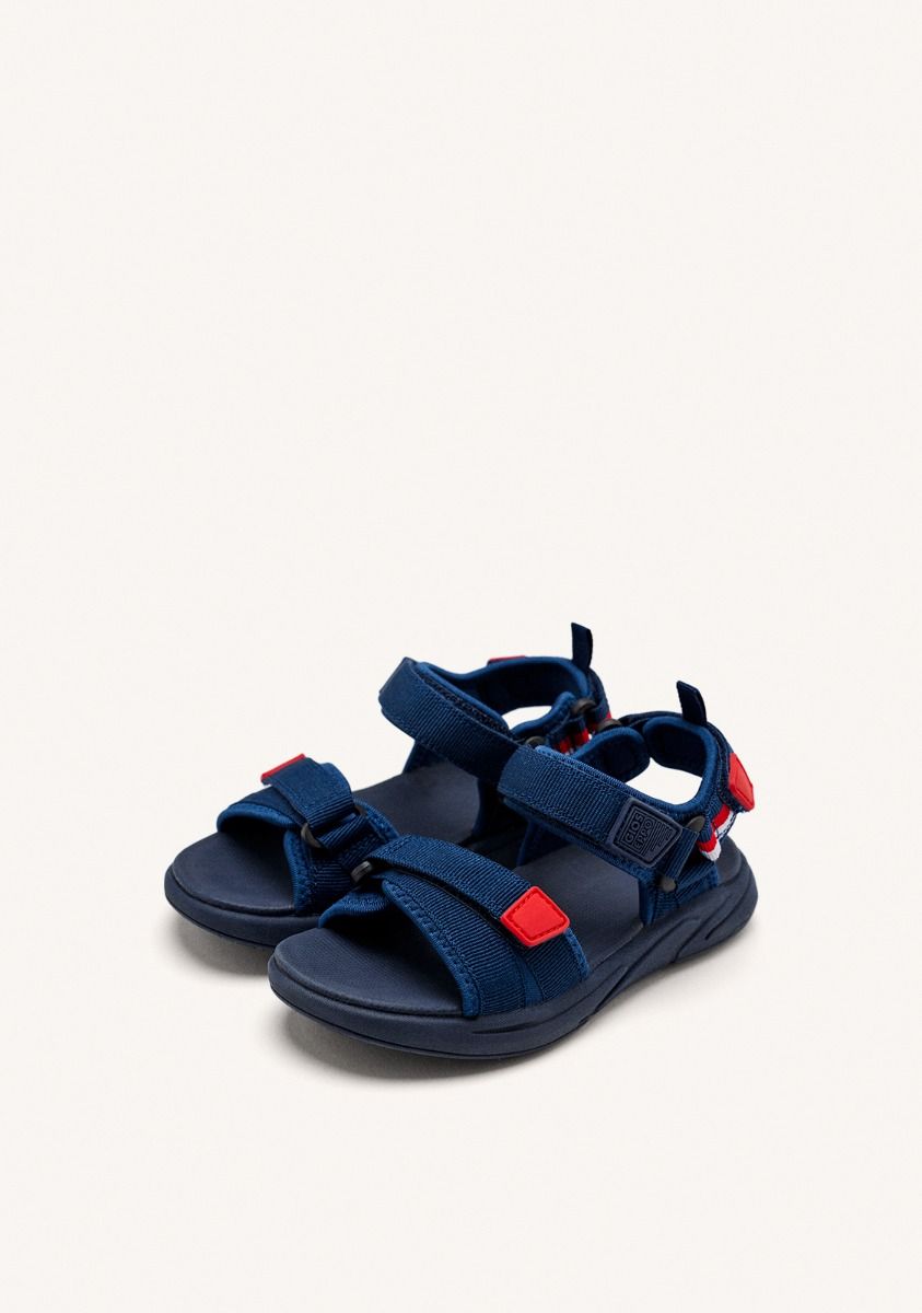 CHANCLAS DEPORTIVAS COLOR AZUL MARINO CON ACENTOS DE COLOR PARA NIÃO Y NIÃA BUNNEL - MARINO