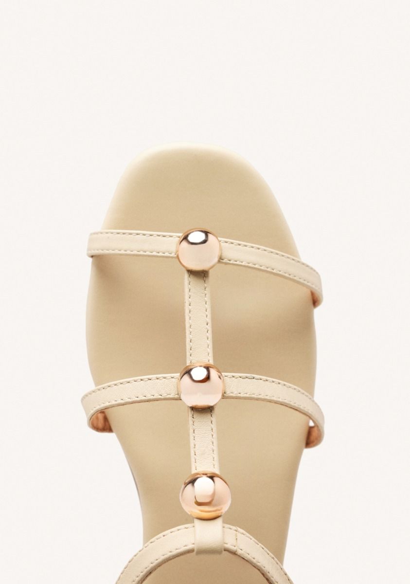 4318-sandalias-piel-tachas-stinnett-off-white-1.jpg