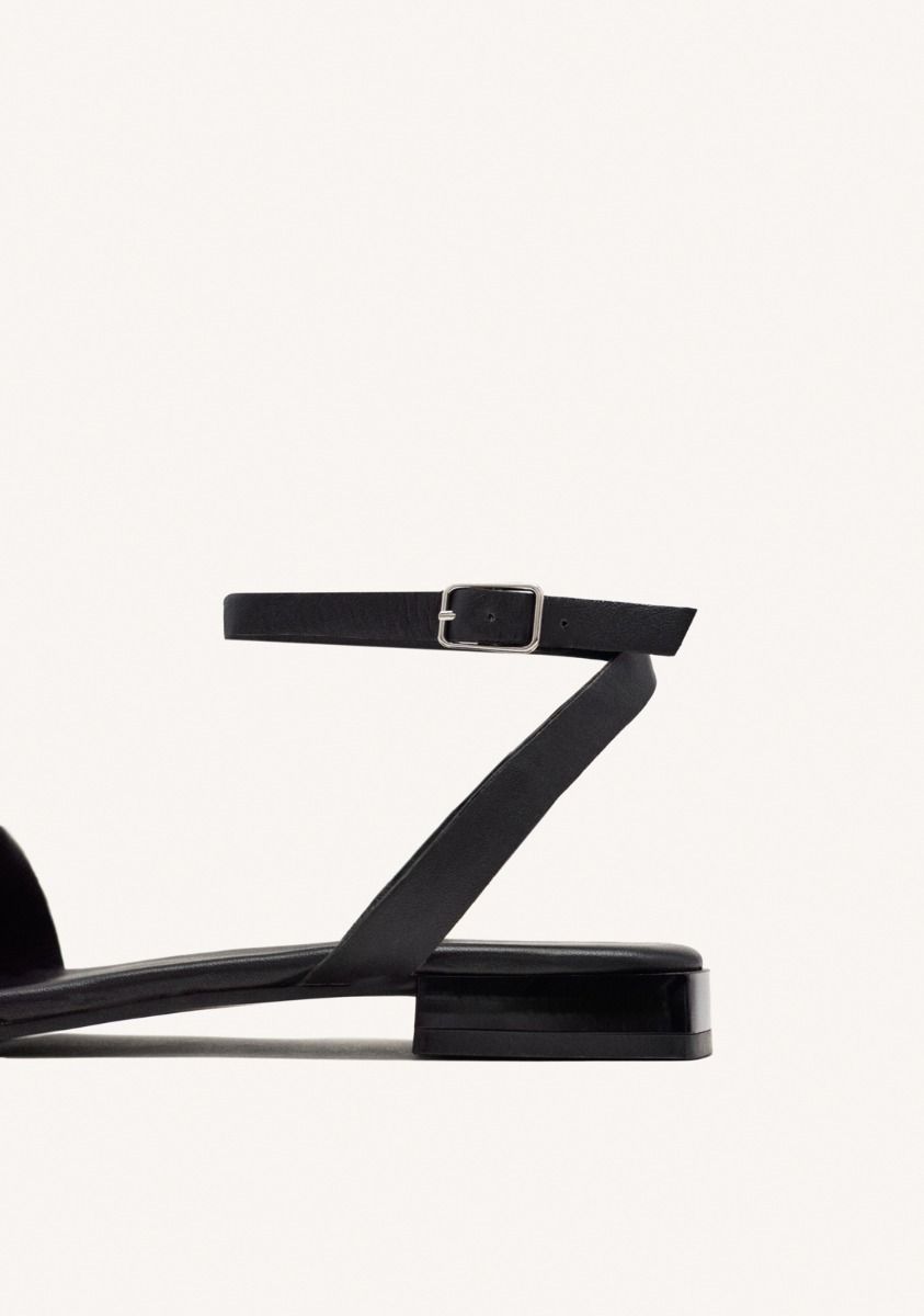 4374-sandalias-piel-pedrer-a-meeme-negro-1.jpg
