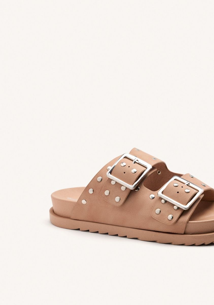 4528-sandalias-tachas-alburg-nude-1.jpg
