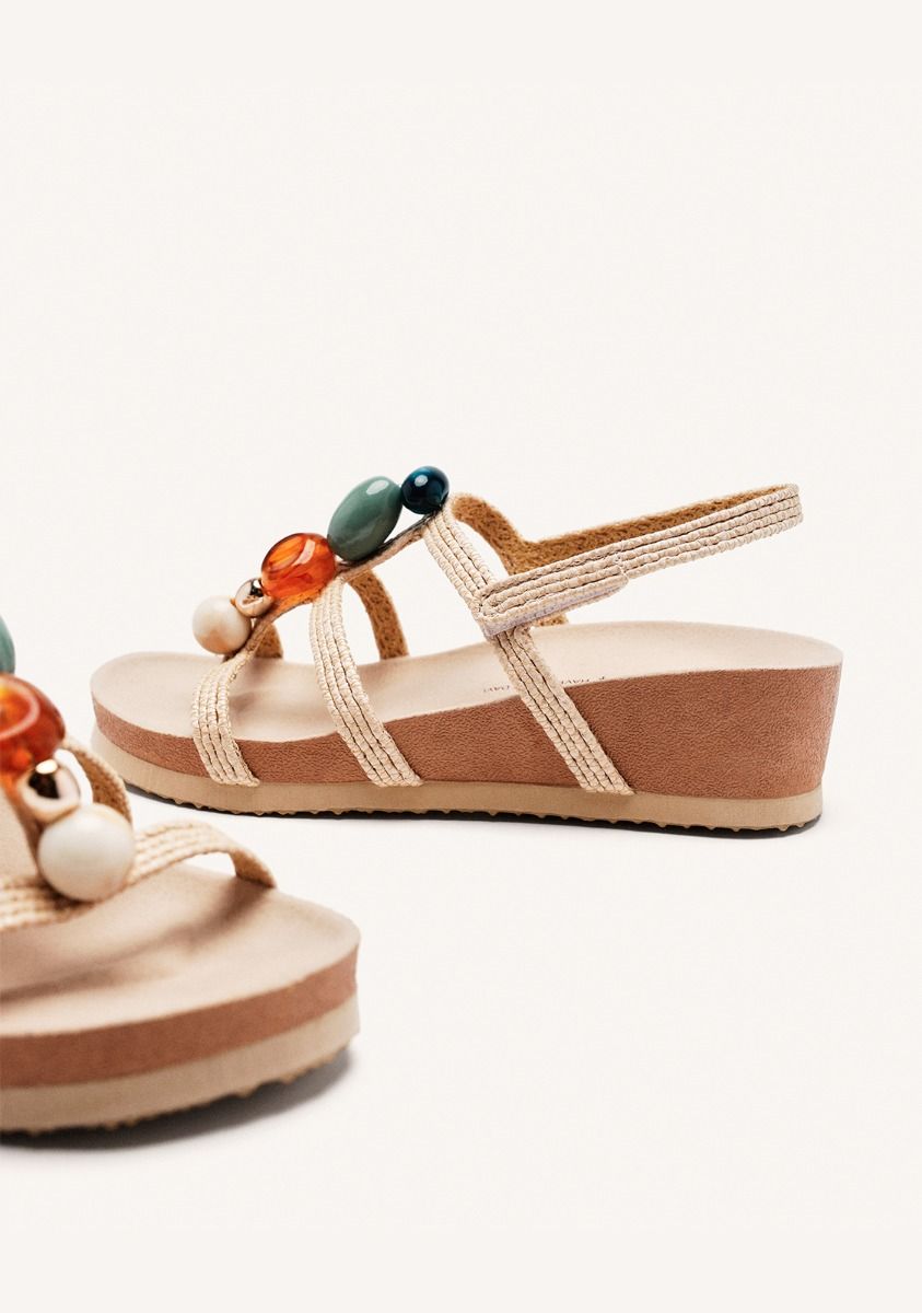 4728-sandalias-cu-a-rafia-y-abalorios-rantoul-natural-1.jpg