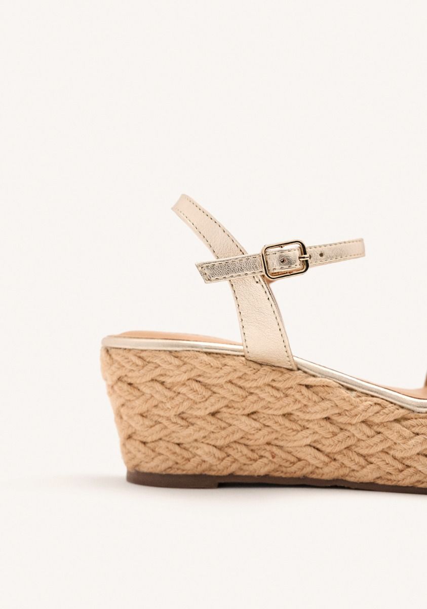 5003-sandalias-bordado-piel-y-cu-a-rafia-candia-natural-1.jpg