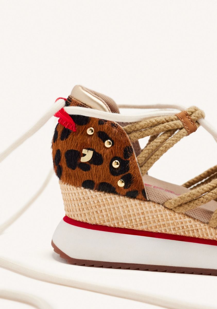 5270-zapatillas-abiertas-piel-leopardo-y-cu-a-rafia-kewaskum-leopardo-1.jpg