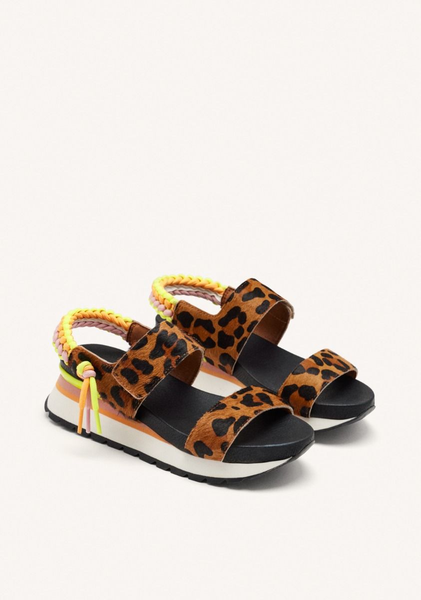 5342-sandalias-deportivas-piel-leopardo-leverett-leopardo-1.jpg