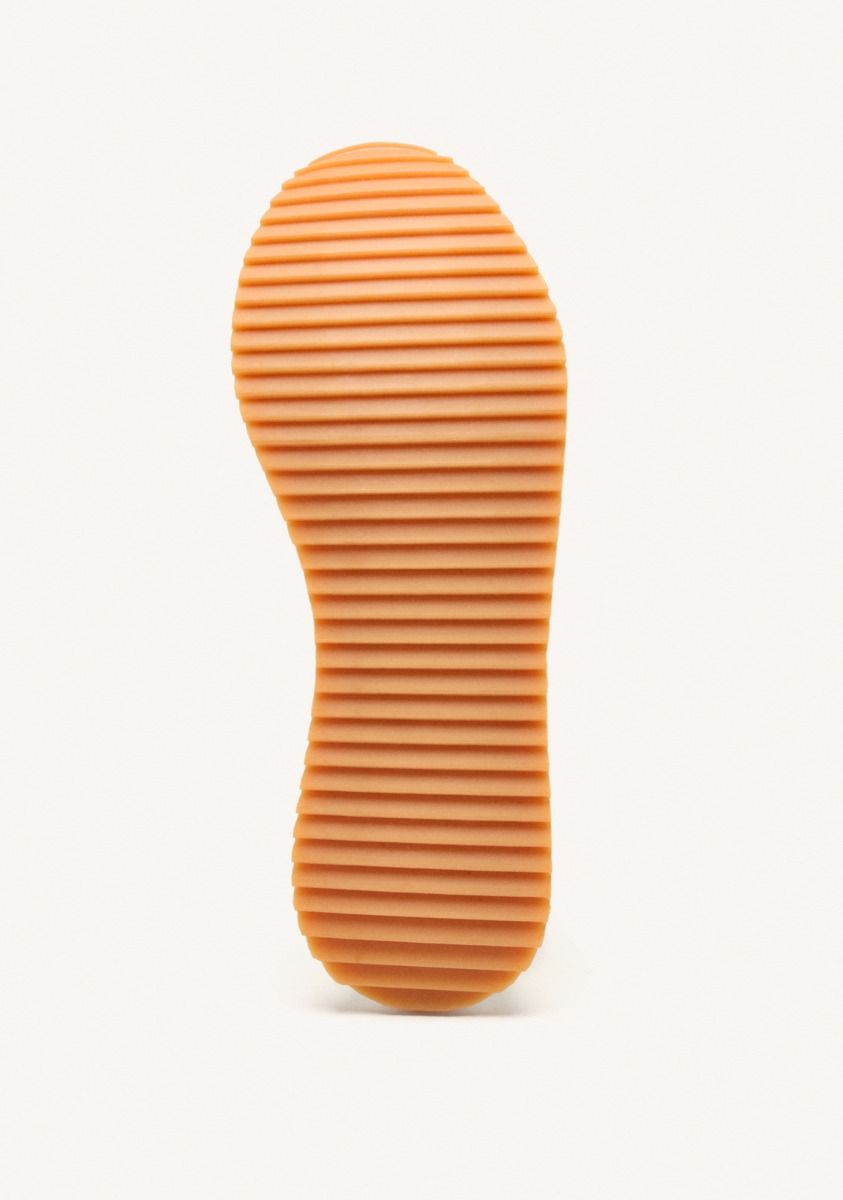 5680-zapatillas-plataforma-piel-vaca-bowdoin-vaca-1.jpg
