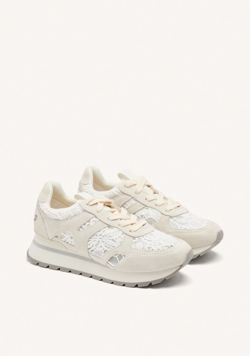 5744-zapatillas-cu-a-piel-y-encaje-beetown-blanco-1.jpg