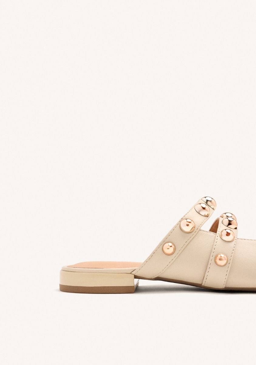 6055-mules-piel-tachas-ahnapee-off-white-1.jpg
