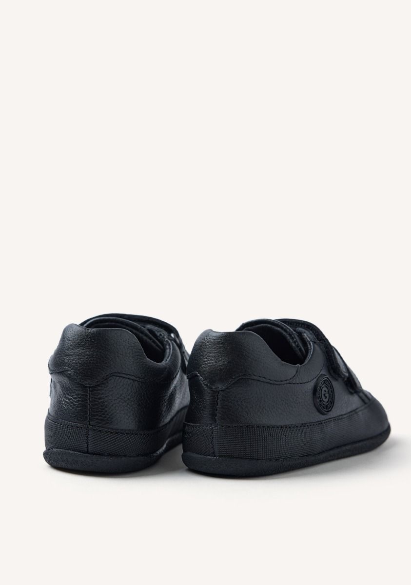 637-gioseppo-barefoot-zapatillas-colegiales-piel-clifford-negro-1.jpg