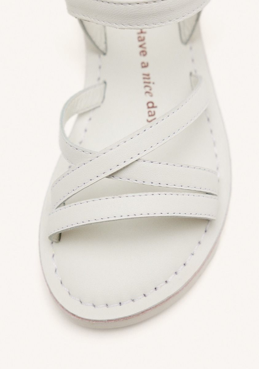 7046-sandalias-tiras-piel-tolland-blanco-1.jpg