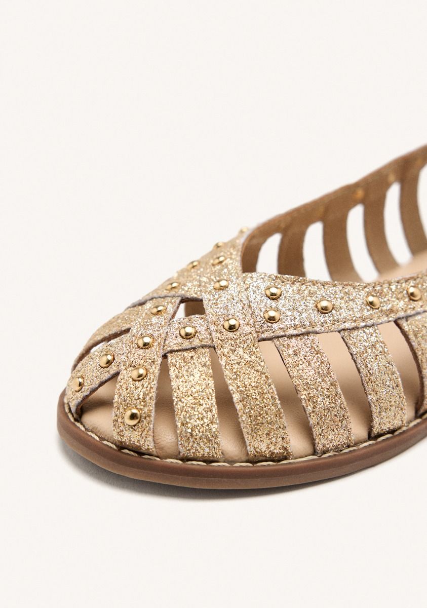 7959-sandalias-cerradas-brillo-piel-blanchard-platino-1.jpg