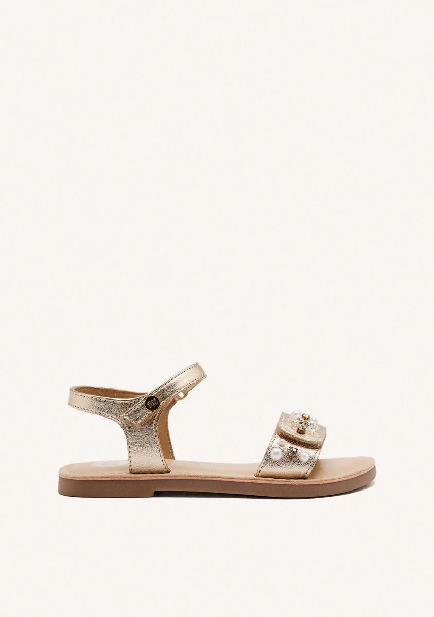 8124-sandalias-piel-metalizada-bridgton-platino-1.jpg