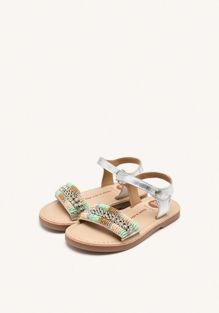 8149-sandalias-abalorios-piel-metalizada-burnett-plata-1.jpg
