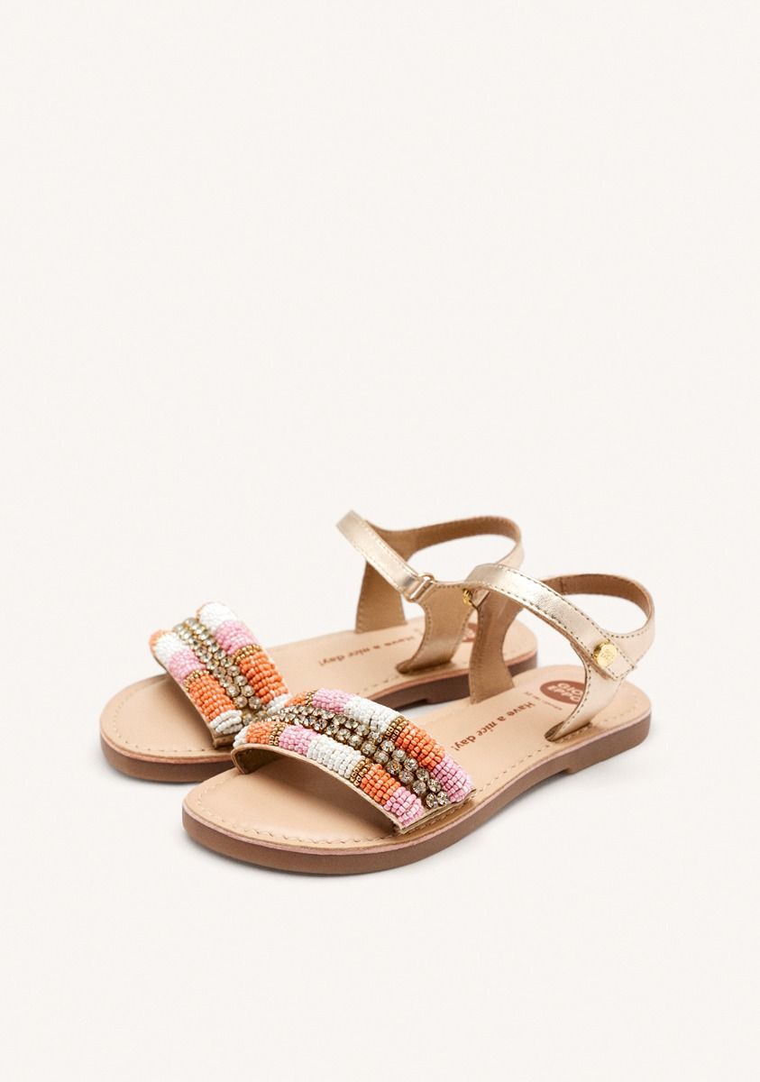 8222-sandalias-abalorios-piel-metalizada-couderay-platino-1.jpg