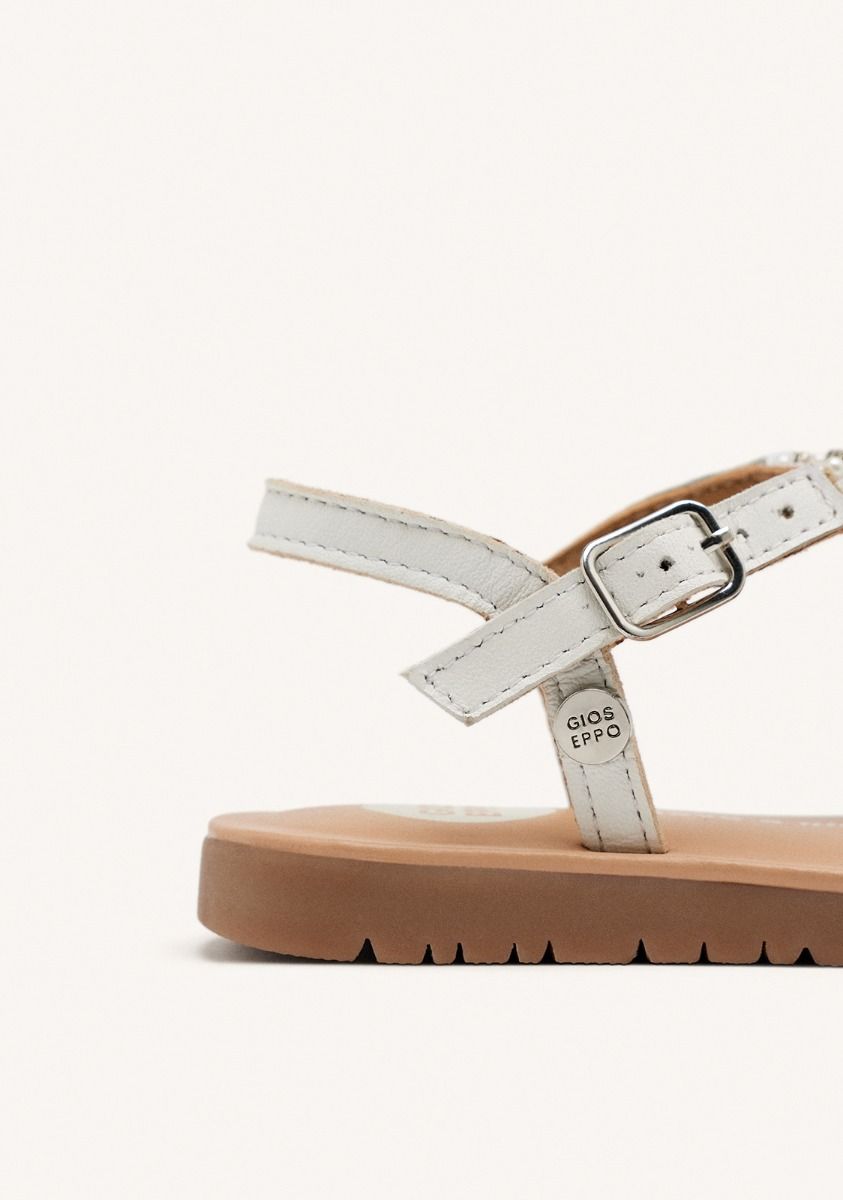 8258-sandalias-brillo-piel-komensky-blanco-1.jpg