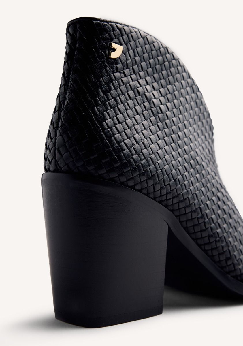 831-botines-piel-trenzada-erhard-negro-1.jpg