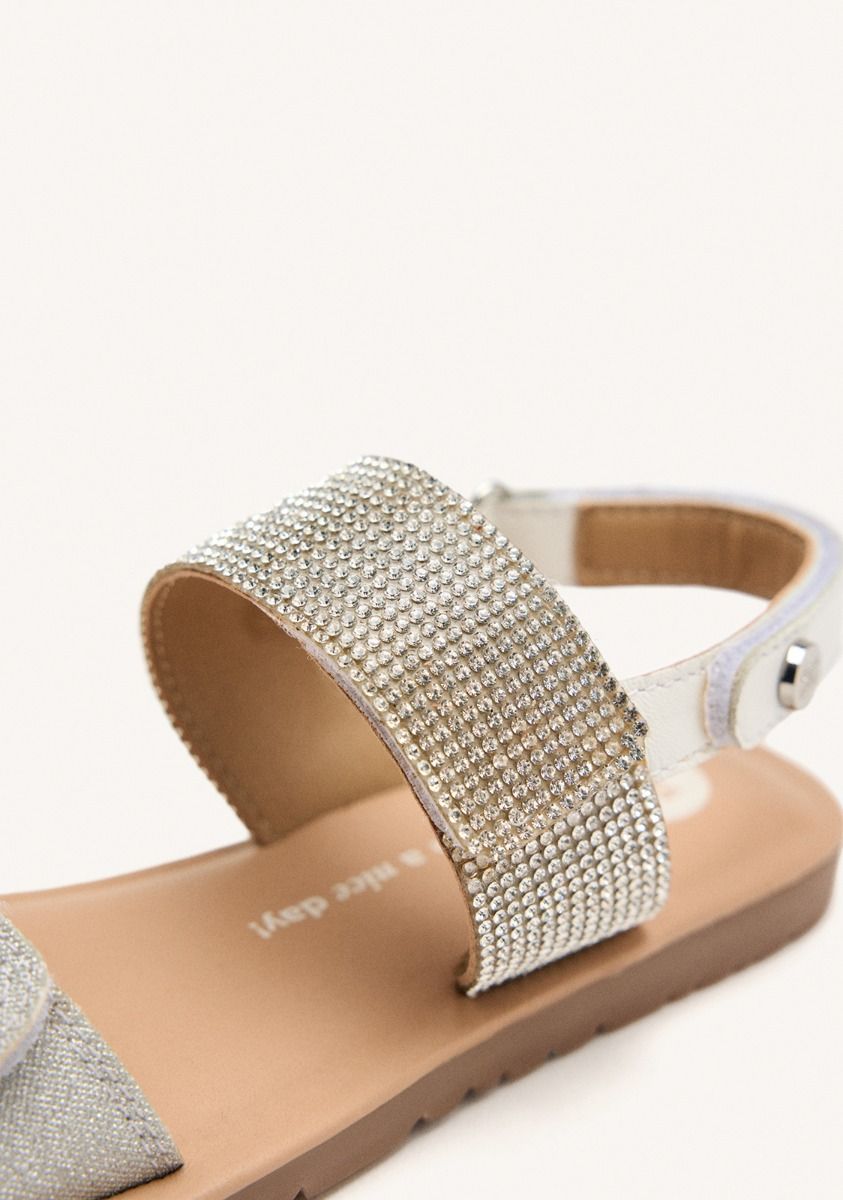 8367-sandalias-brillo-piel-ludington-plata-1.jpg