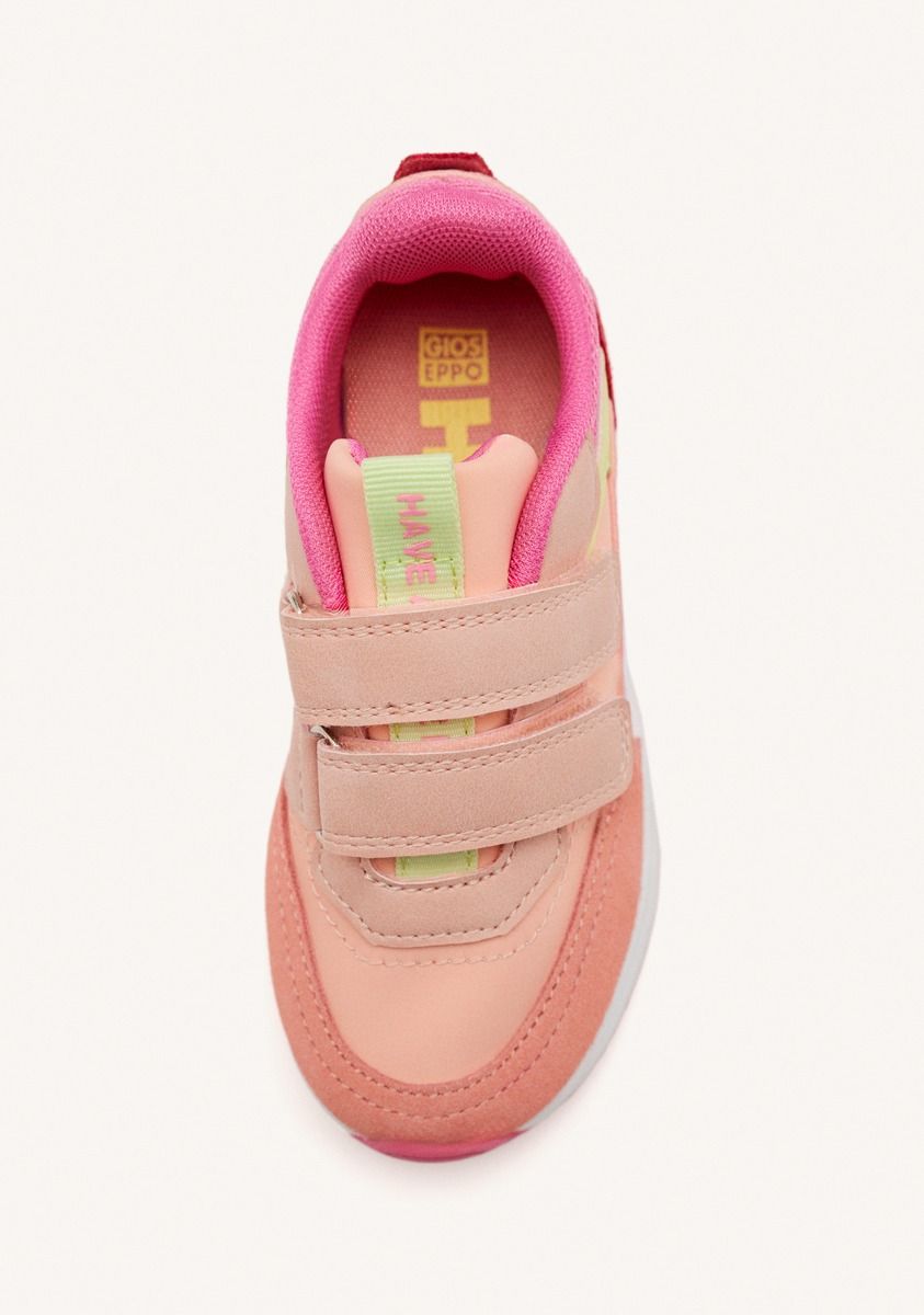 8550-zapatillas-retro-piel-saukvi-fuxia-1.jpg