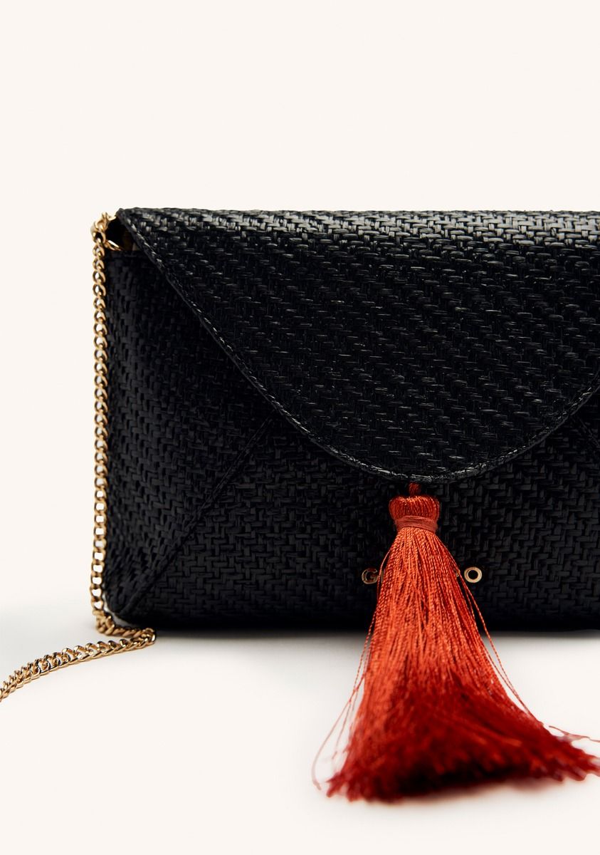 8646-bolso-bandolera-rafia-flecos-trumbull-negro-1.jpg