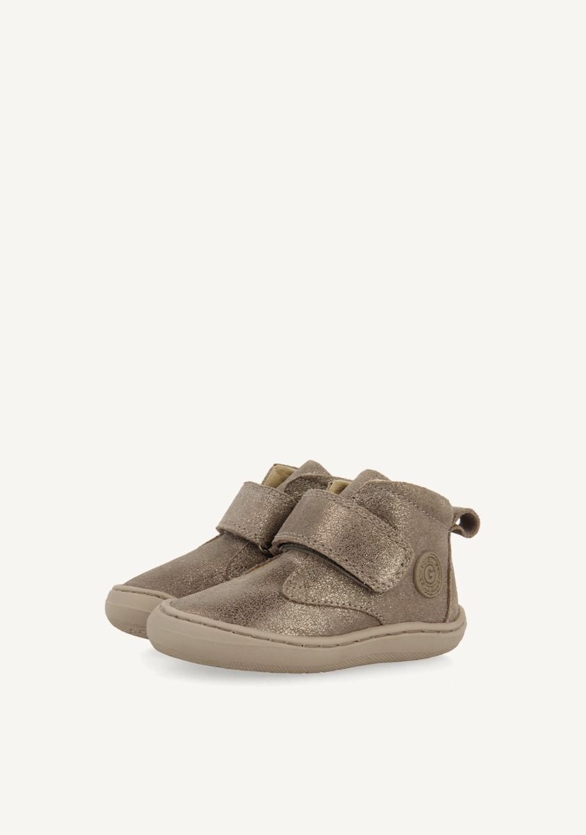 8764-gioseppo-barefoot-botines-brillo-oure-gris-1.jpg