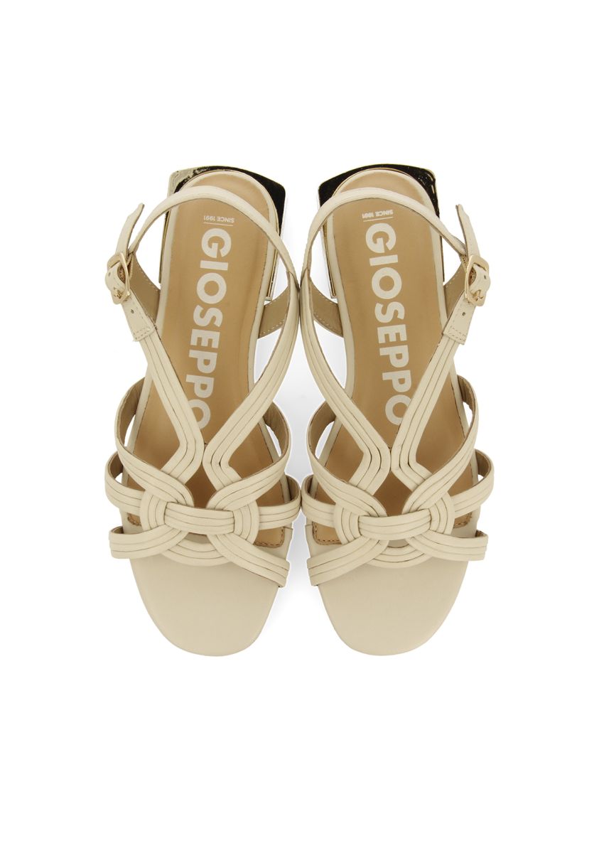 8897-sandalias-color-off-white-de-piel-con-detalle-dorado-para-mujer-off-white-1.jpg