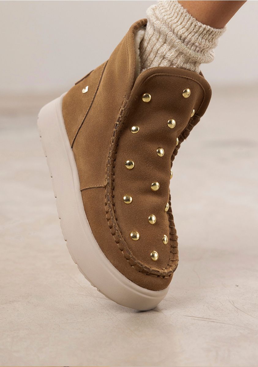 8946-botas-australianas-tachuelas-piel-schodack-cuero-1.jpg