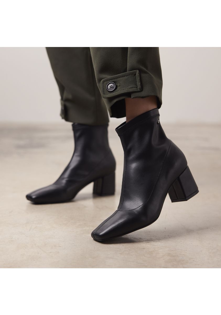 9064-botines-el-sticos-ellery-negro-1.jpg