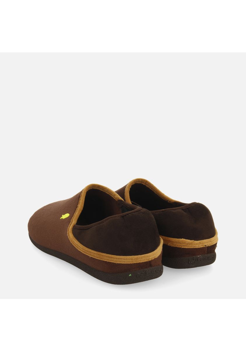 9330-zapatillas-de-casa-pelo-tal-n-cerrado-hartwick-marron-1.jpg
