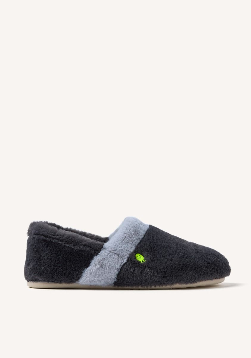 ZAPATILLAS DE CASA CERRADAS PELO OWOSSO - GRIS
