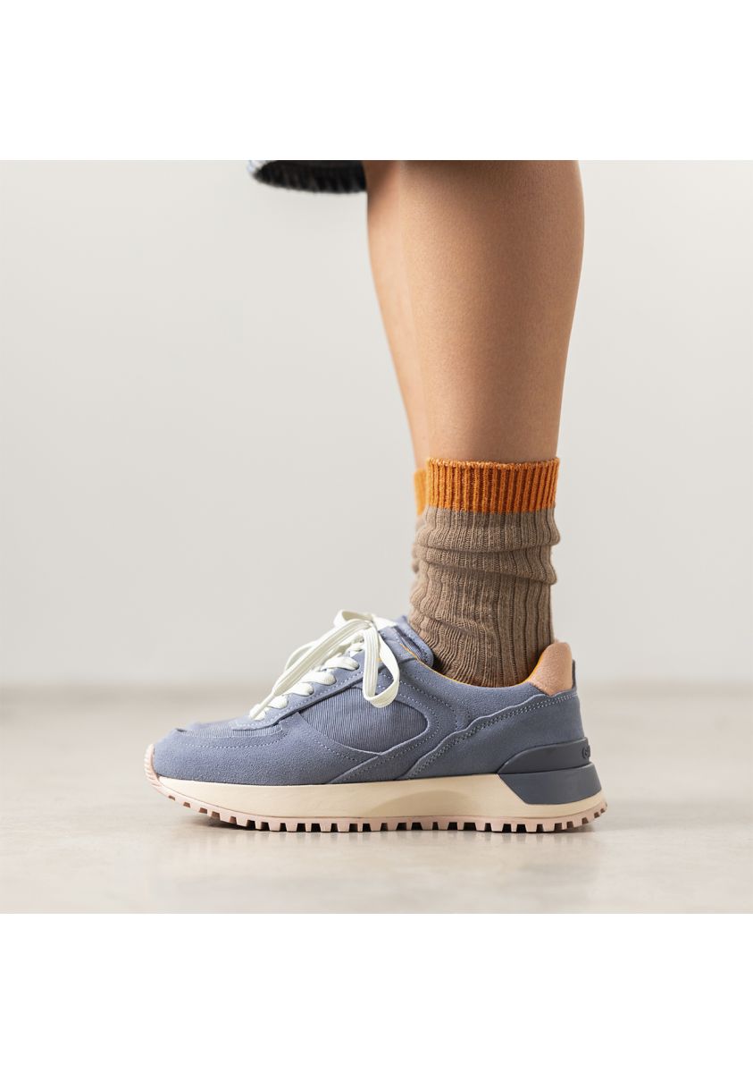 9602-sneakers-retro-floing-jeans-1.jpg