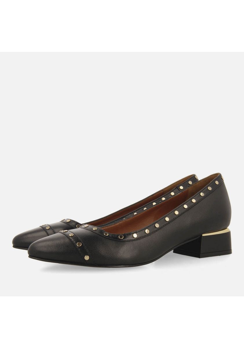 9702-zapatos-de-sal-n-tachuelas-piel-mosede-negro-1.jpg