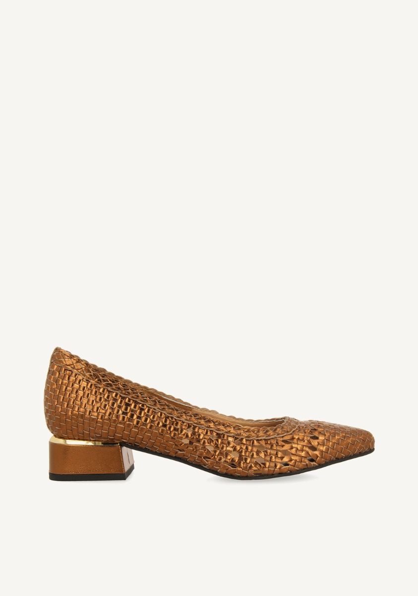 ZAPATOS DE SALÃN METALIZADOS TACHUELAS PIEL MAGLOD - BRONCE