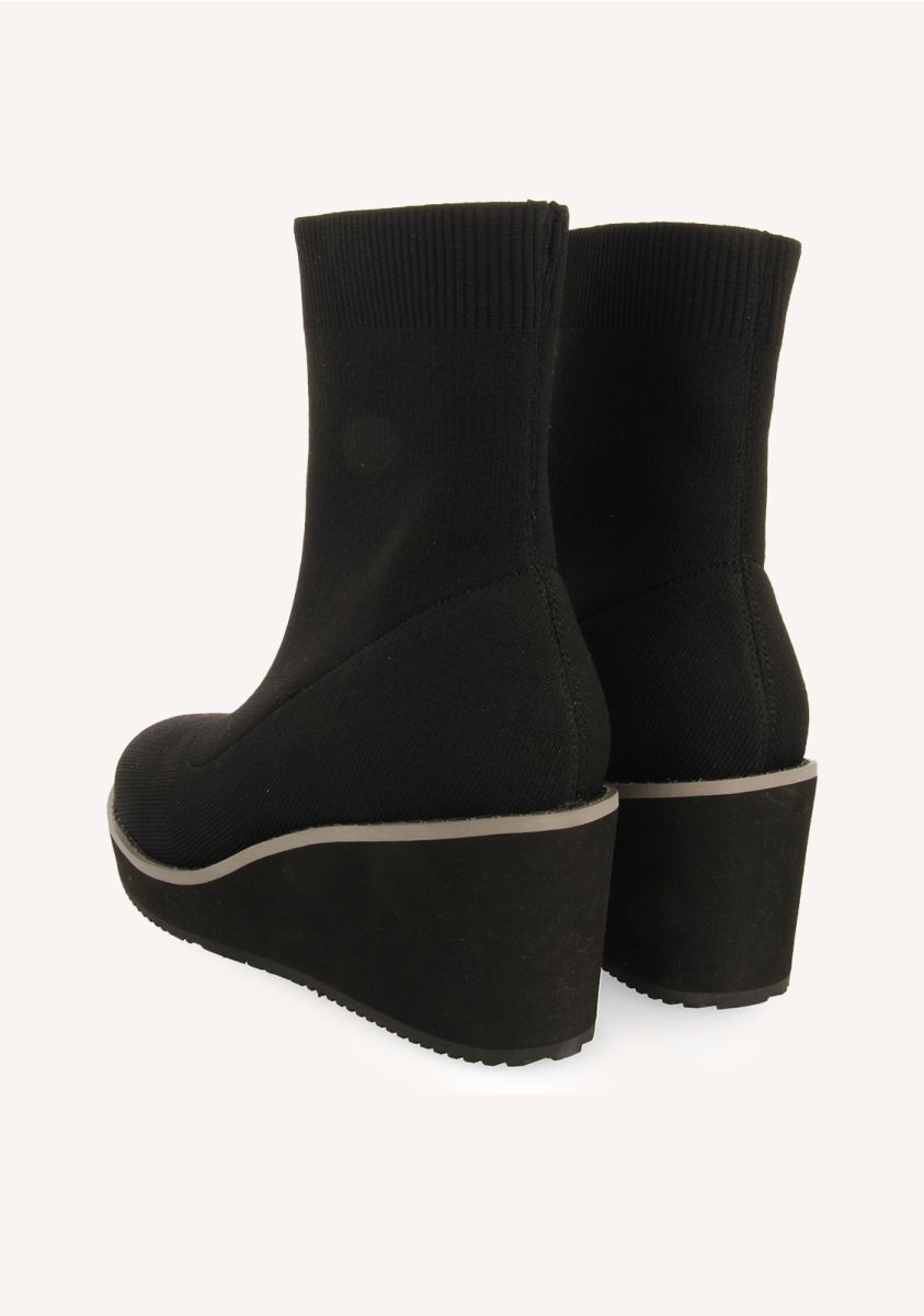 9974-botines-tipo-calcet-n-cu-a-machias-negro-1.jpg